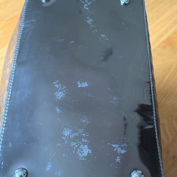 Michael Kors Shiny Pewter Tote | Excellent Pre‑Loved Condition - Picture 9 of 9